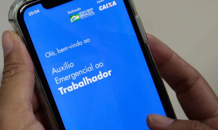 lancamento_do_aplicativo_caixa_auxilio_emergencial_0407201847-696x416