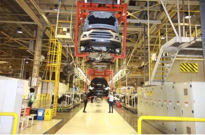  EM dois meses, Brasil coloca 4 fábricas de veículos à venda