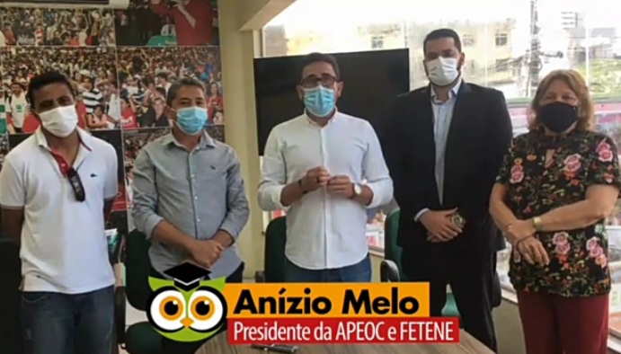  DODÓ de Neoclides, prefeito de Salitre, esteve a visitar na terça-feira, 6 de julho, Anízio Melo, que é o presidente do APEOC