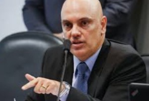  MINISTRO Alexandre de Moraes determina multa de R$ 405 mil a Daniel Silveira