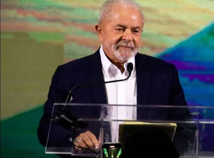  DEFENDER estatais é defender nossa soberania, diz Lula ao oficializar pré-candidatura