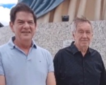  Senador Cid Gomes foi a Campos Sales no sábado, 12 de agosto, para abraçar Moésio que está deputado