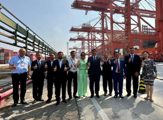  Na China, governador visita um dos maiores portos do mundo e Zona de Livre Comércio de Xiamen
