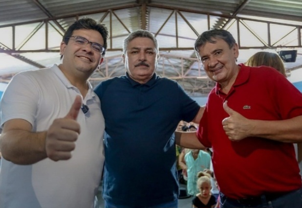  Rafael Fonteles e Wellington Dias guardam boas recordações de suas andanças pelo interior do Piauí, em campanha