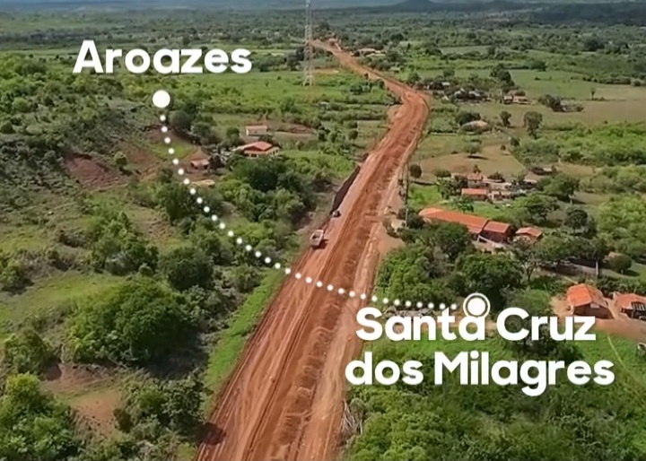  “É prazeroso ver o que vemos hoje nos municípios de Aroazes e Santa Cruz dos Milagres”, disse Manoel Portela Neto, prefeito de Aroazes